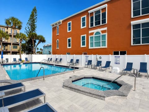 Beachside pool and hot tub