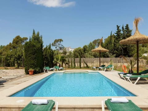 Holiday Home Swimming Pool