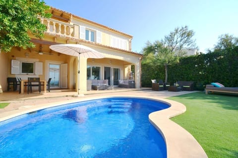Holiday Home Swimming Pool
