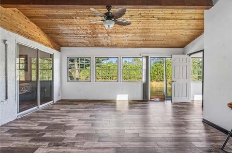 House, 4 Bedrooms | Interior