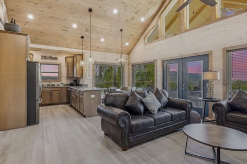 Cabin, 3 Bedrooms | Living area | Smart TV