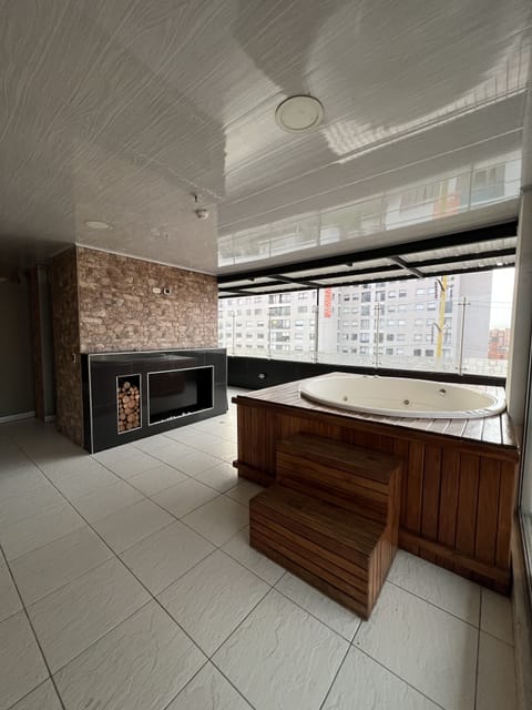 Sauna, steam room