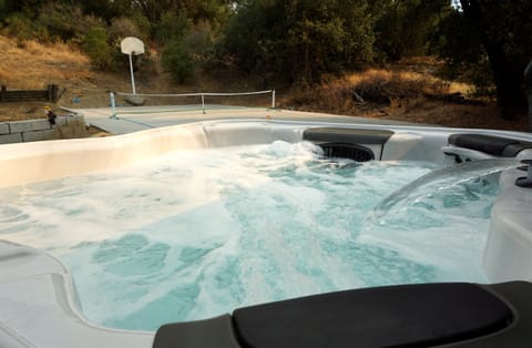 Relax in our brand new spa after a long day exploring the great outdoors. This luxury hot tub with therapy jets and LEDs is an experience you can't miss!
