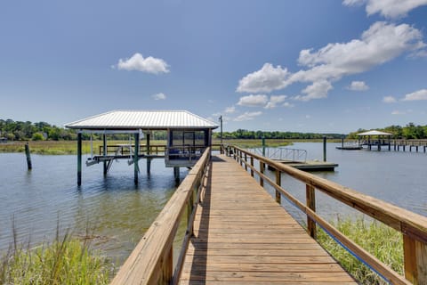 Darien Vacation Rental | 5BR | 4BA | Step-Free Entry Via Elevator | 3,500 Sq Ft