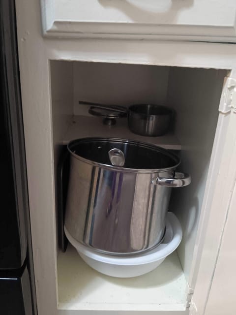 Recent photo taken by our cleaning team, ensuring you see the home how it truly is