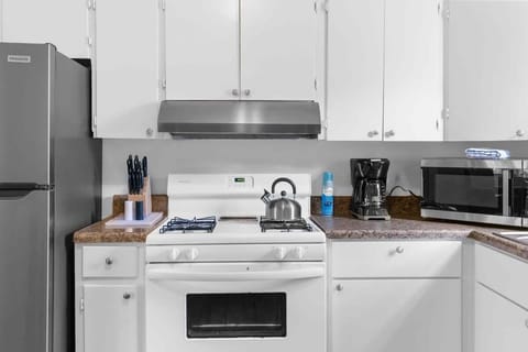 Fully-Equipped Kitchen