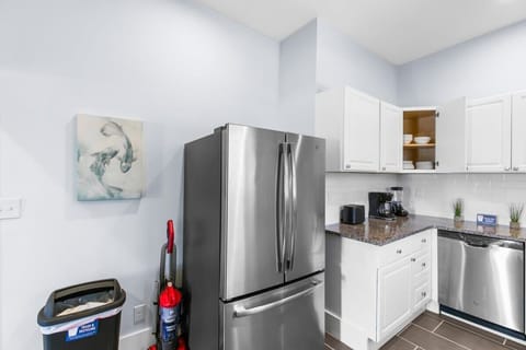 Fully-Equipped Kitchen