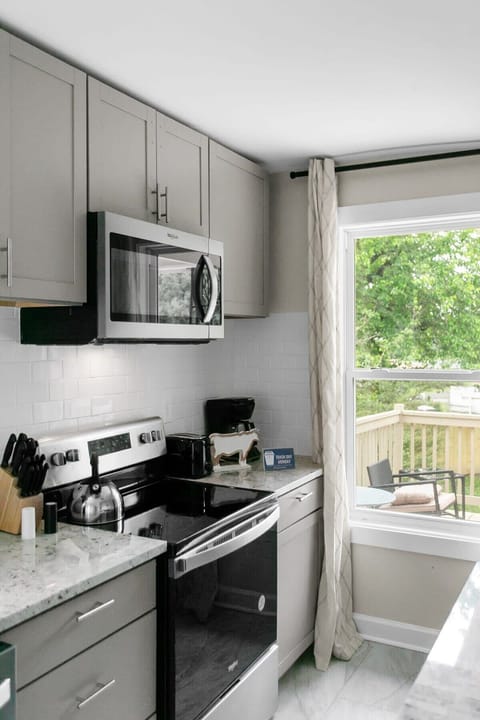 Fully equipped kitchen