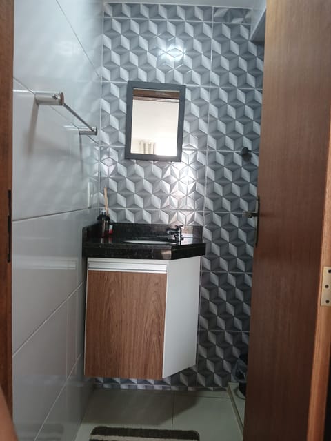 Economy Suite, Sea View | Bathroom