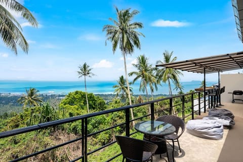 Stunning oceanfront terrace with panoramic seaview at Moonview Paradise Village Koh Samui