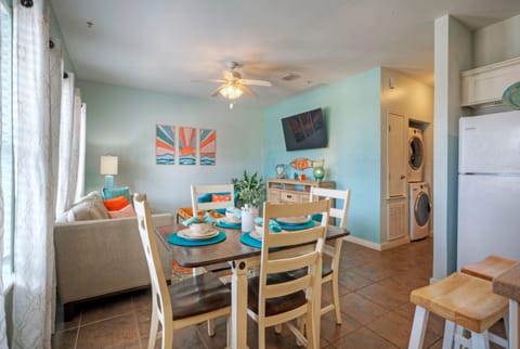 Dining area (Unit 101)