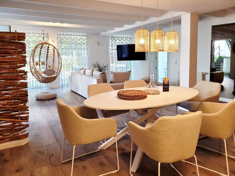 Modern lounge apartment with terrace, beach chair, parking - 50 meters to the beach Apartment in Sierksdorf