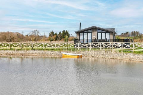 Endeavour Lodge, Great Ayton - Host & Stay