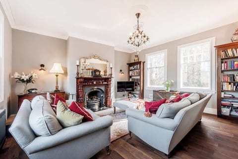 Period style living room 