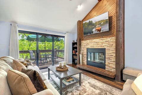Condo, Multiple Beds, Patio (Ozark Escape) | Living area | 42-inch flat-screen TV with digital channels