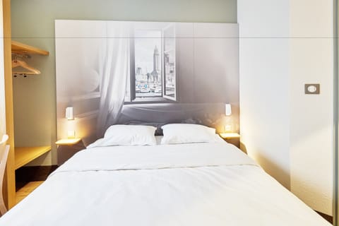 Double Room, Non Smoking | Premium bedding, desk, soundproofing, free cribs/infant beds