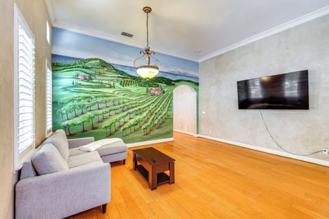 Modesto Vacation Rental | 3BR | 3BA | 2,373 Sq Ft | 1 Step Required