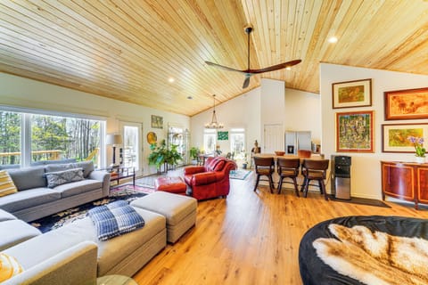 Louisville Vacation Rental | 3BR | 2BA | Steps to Enter | 1,650 Sq Ft