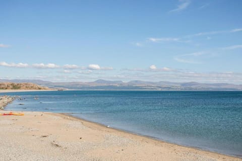 Surroundings [summer] (1-5 km)