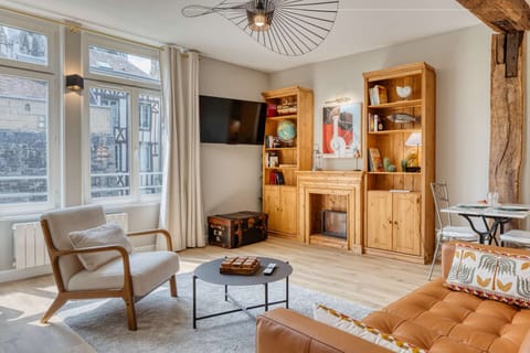 Le Normandie - Living room, Seating area