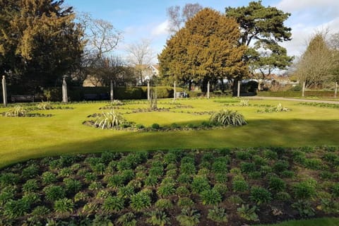 Region [summer] (>5 km)