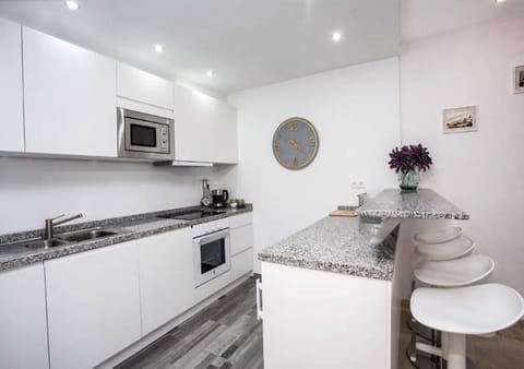 1cab3ef2-b0e7-4f3e-aa68-551c47b407ba