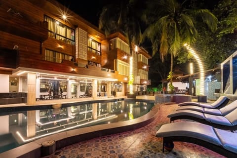 Outdoor pool