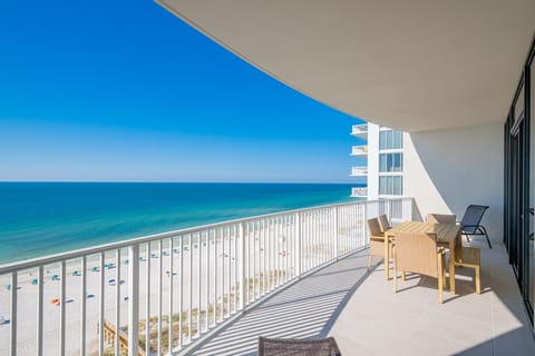 Condo, 3 Bedrooms | Outdoor dining