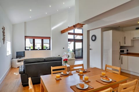 Cottage | Living room