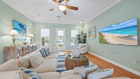 Beautifully decorated coastal retreat