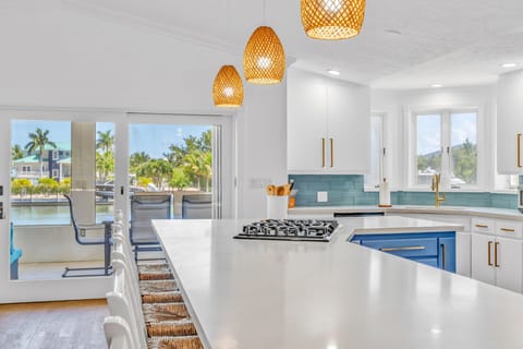 Extra Large Kitchen Counters