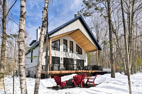 View of the exterior chalet