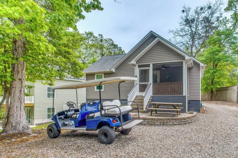 Little River Vacation Rental | 2BR | 2BA | 836 Sq Ft | Stairs Required