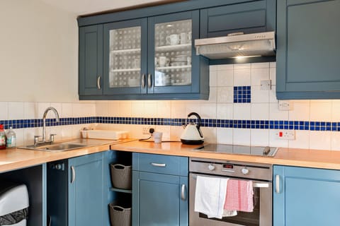 Cottage | Living area