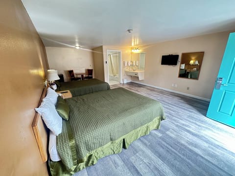 Standard Double Room, 2 Queen Beds | Desk