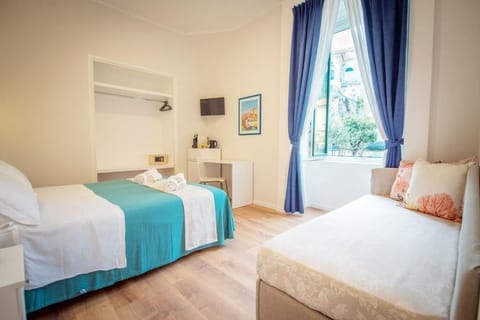 Deluxe Double Room | Egyptian cotton sheets, premium bedding, down comforters