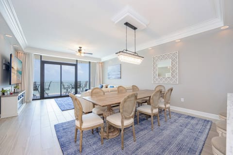 Phoenix Gulf Shores II 2104, Gulf Shores, Alabama, beach front, 3 bedroom condominium on the 21st floor