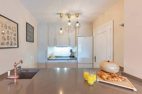 Integrated kitchen fully equipped for a stay with delicious meals! (3)