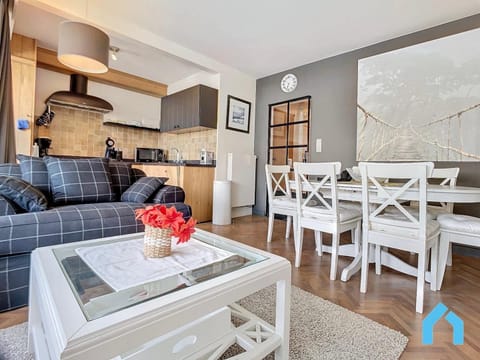 Apartment | Living room