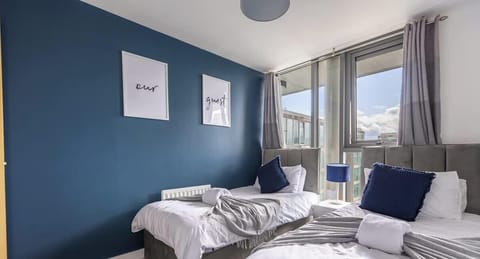 Bedroom at Valore Property Services Short Lets & Serviced Accommodation