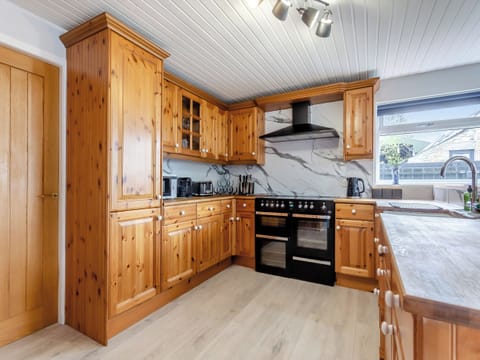 Kitchen/diner | Hogholm Farmhouse, Inverurie