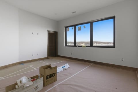 Each additional bedroom will feature 1 king bed, 1 queen bed, and will have an ensuite bathroom and large closet with outlet.