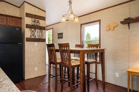 Dining Table with Seating for 4