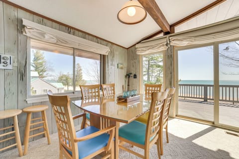 Cottage (3 Bedrooms) | Interior