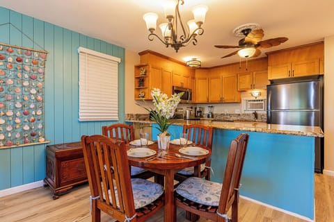 Dining area for four. Ideal for meals and quality time together.