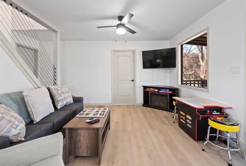 Living room with pull out couch