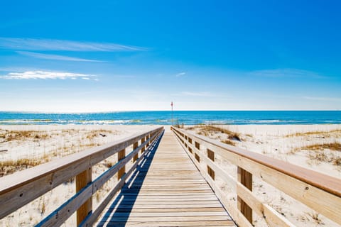 Steps away to Beach Access