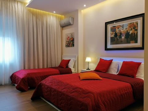 Comfort Apartment | Desk, laptop workspace, free WiFi