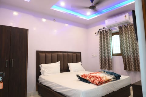 Deluxe Room | Free WiFi