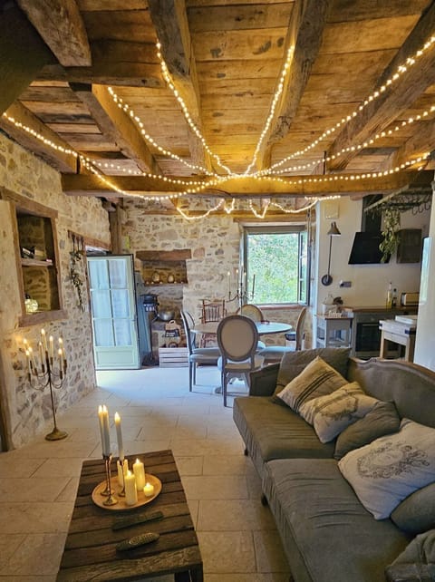 Comfort House | Living area | Toys